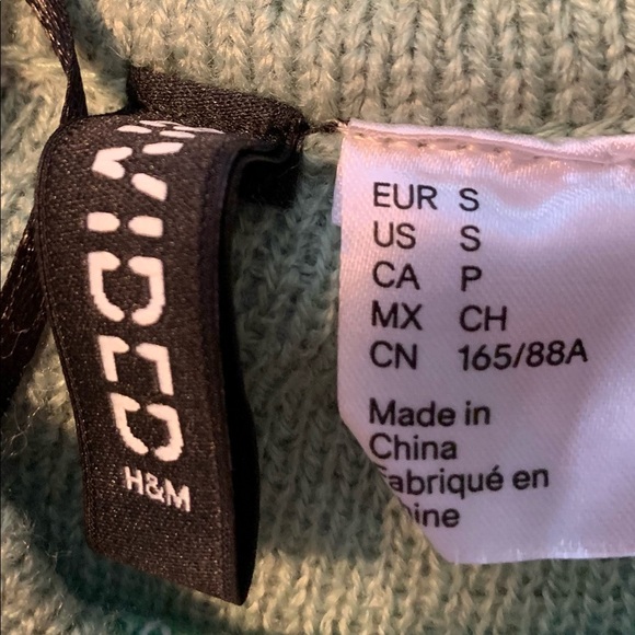 Vintage long sleeve cropped green butterfly top - Picture 5 of 5